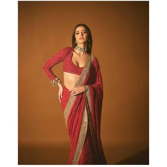 Women Jacquard Saree With Unstitched Blouse